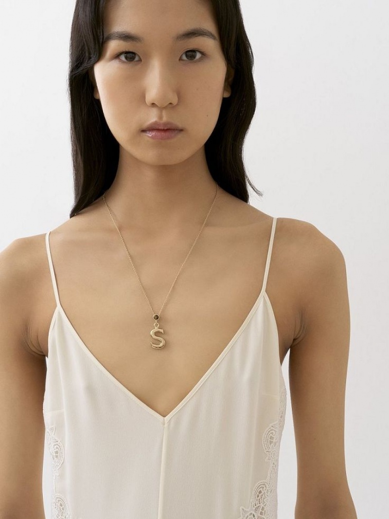 Chloe Alphabet With Pendant Necklaces GOLD COLOR | CHE-SR14337