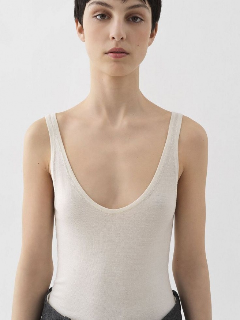 Chloe Classic Tank Tops Iconic Milk | CHE-SR13873