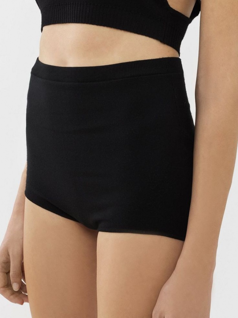 Chloe High-waisted Mini Shorts Black | CHE-SR14007