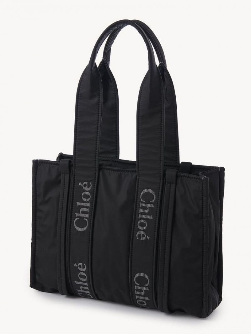 Chloe Medium Woody Shoulder Bags Black | CHE-SR13428