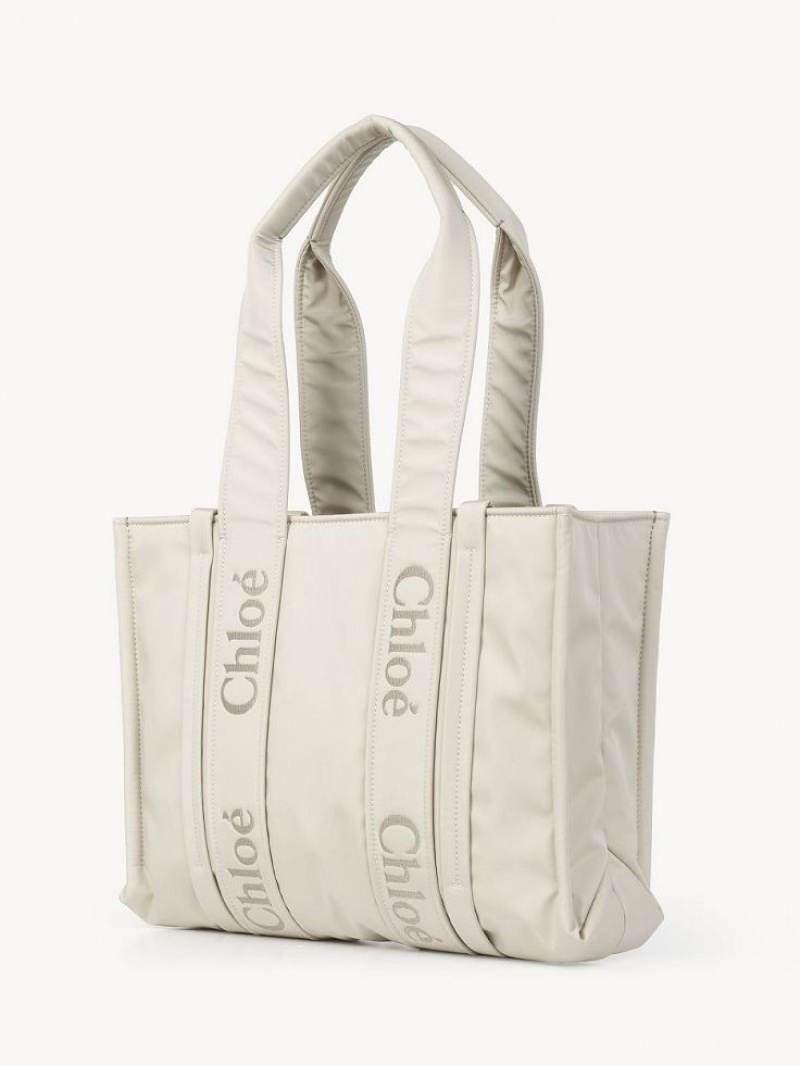 Chloe Medium Woody Shoulder Bags DUSTY IVORY | CHE-SR13410