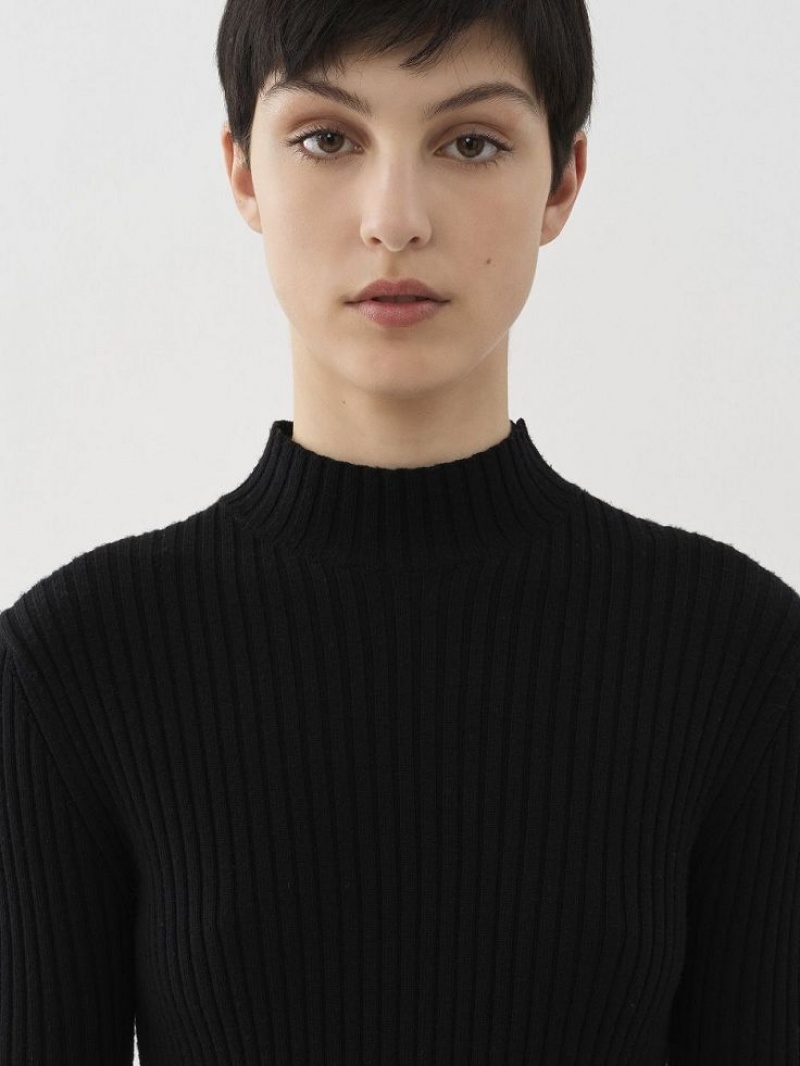 Chloe Mock-neck Knitwear Black | CHE-SR13919