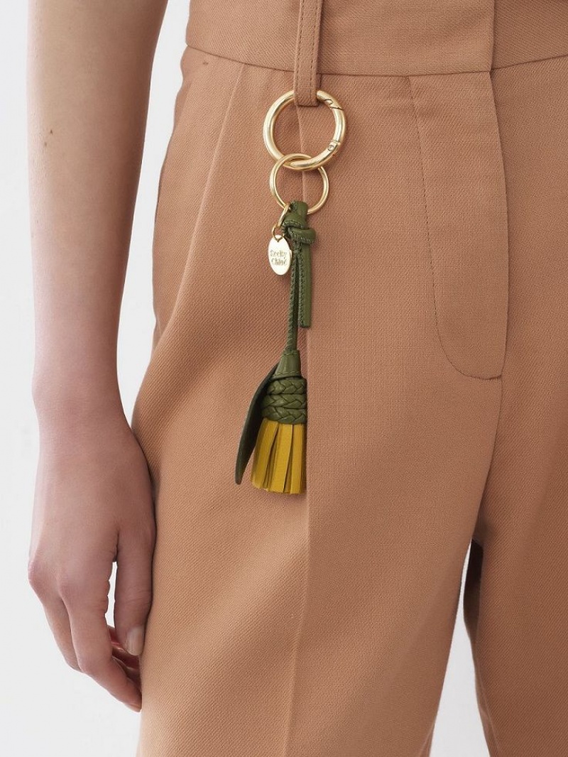 Chloe My Sbc Flower Dandelion Key Chain PURE YELLOW | CHE-SR14936