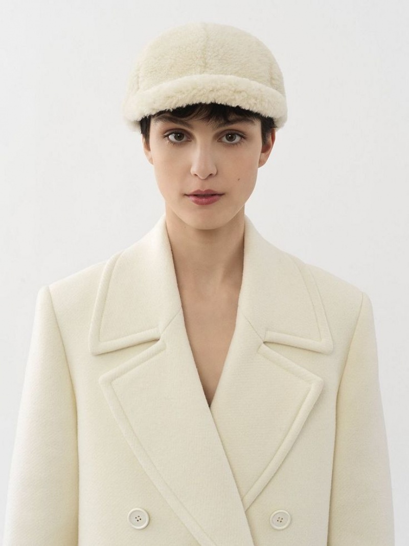 Chloe Shearling Caps Soft Beige | CHE-SR14489